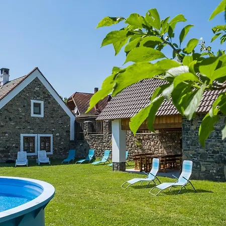 Kali Ko Apartment Szentbekkalla